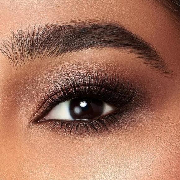 Too Faced Born This Way The Natural Nudes - Picture 4 of 5